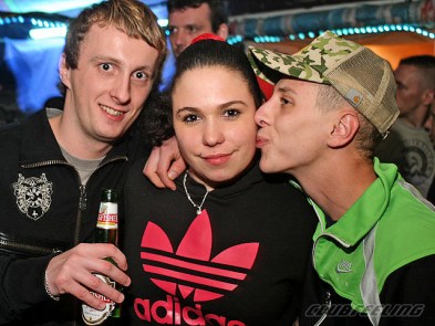 09.jpg